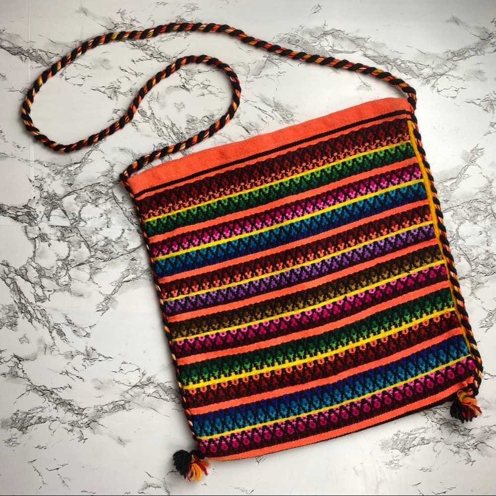 NEW Island Vibes Aztec Knit Rope Handle Purse